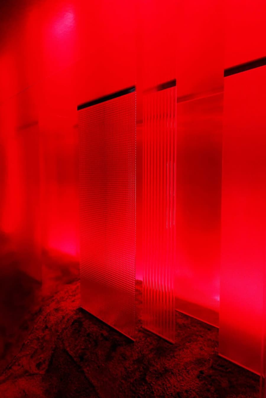 Лучо Фонтана и Нанда Виго. Ambiente spaziale: «Utopie», nella XIII Triennale di Milano