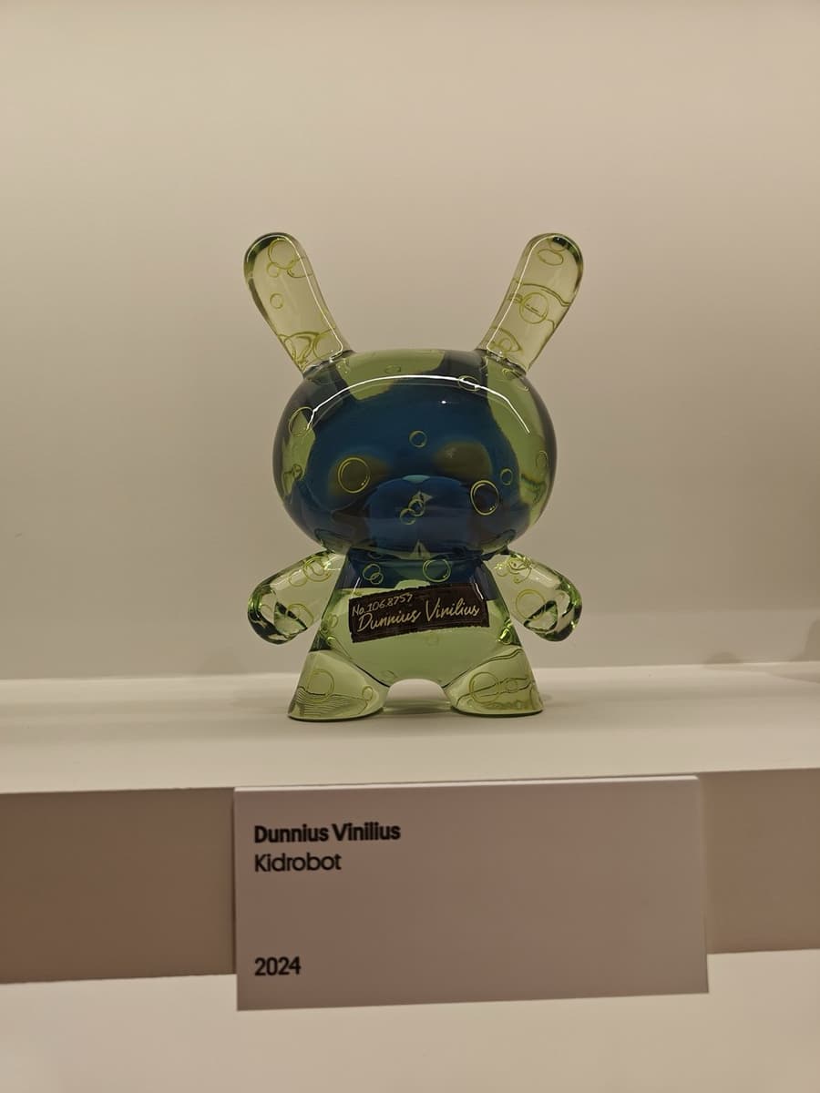 Kidrobot. Dunny