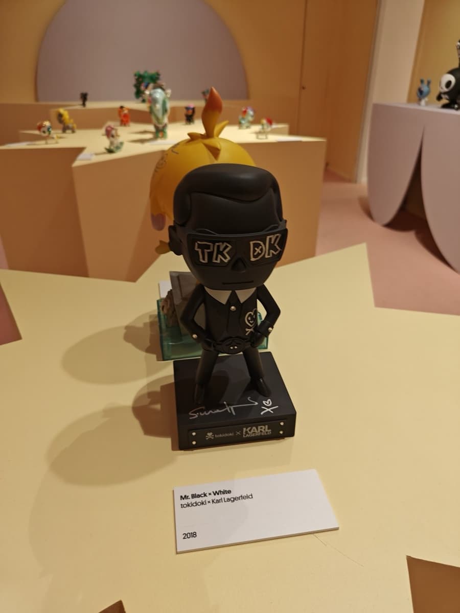 tokidoki. Mr. Black × White