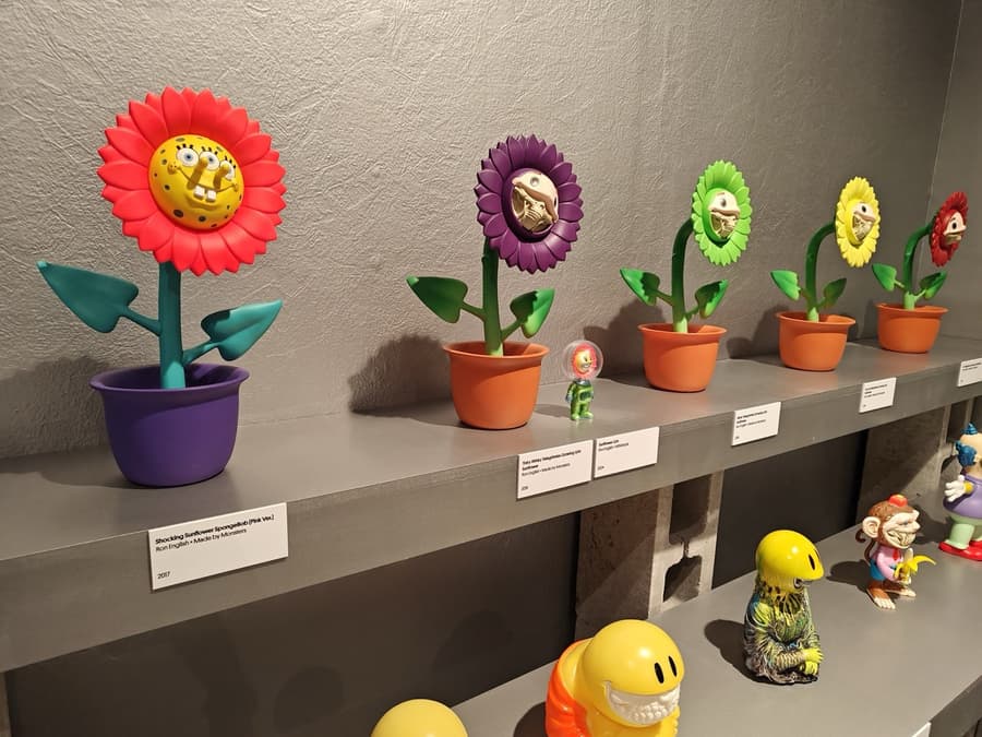 Рон Инглиш. Shocking Sunflower Spongebob (Pink Ver.)