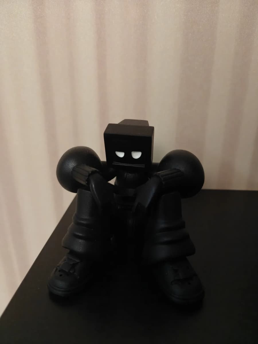 Пацан Саня — арт-игрушка